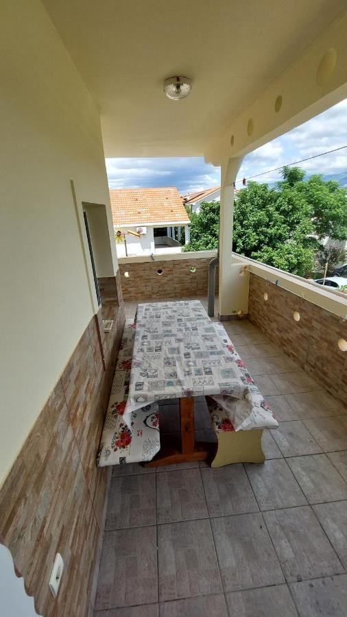 Stan Trigraci Apartments Luna מראה חיצוני תמונה