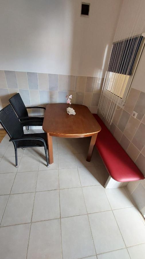 Stan Trigraci Apartments Luna מראה חיצוני תמונה