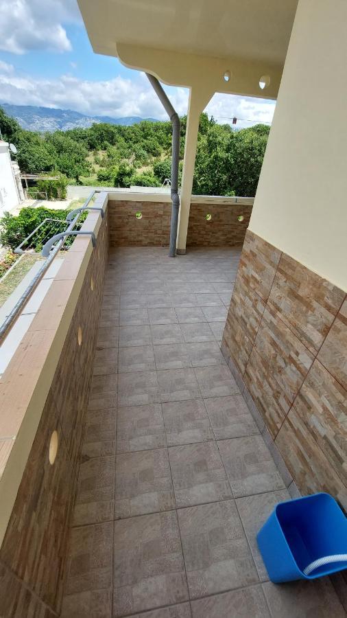Stan Trigraci Apartments Luna מראה חיצוני תמונה